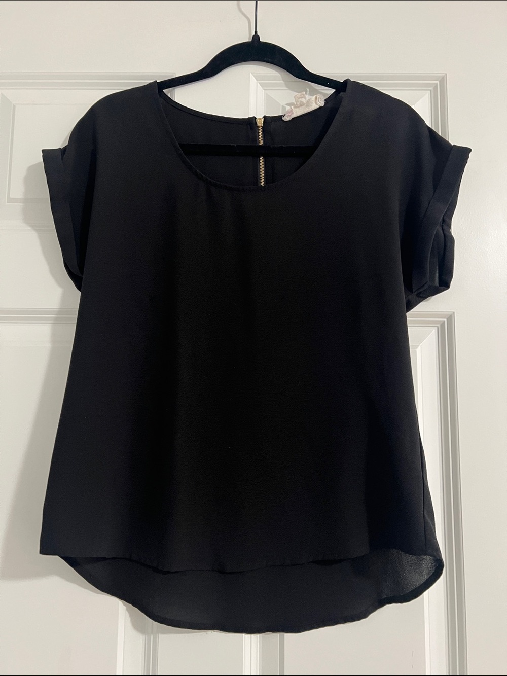 Hippie Rose Black Short-Sleeve Round-Neck Blouse